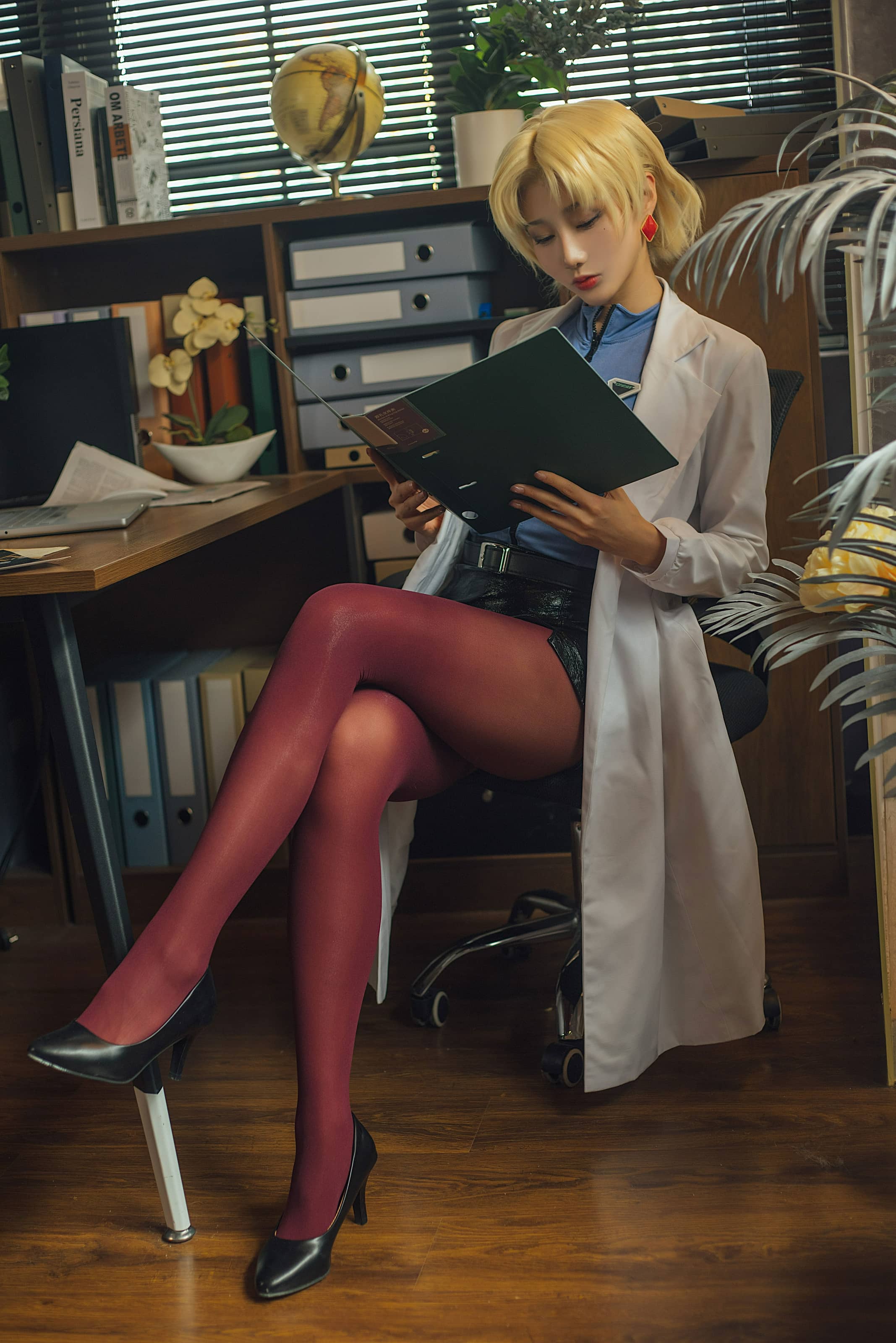 如月灰30套写真合集打包下载