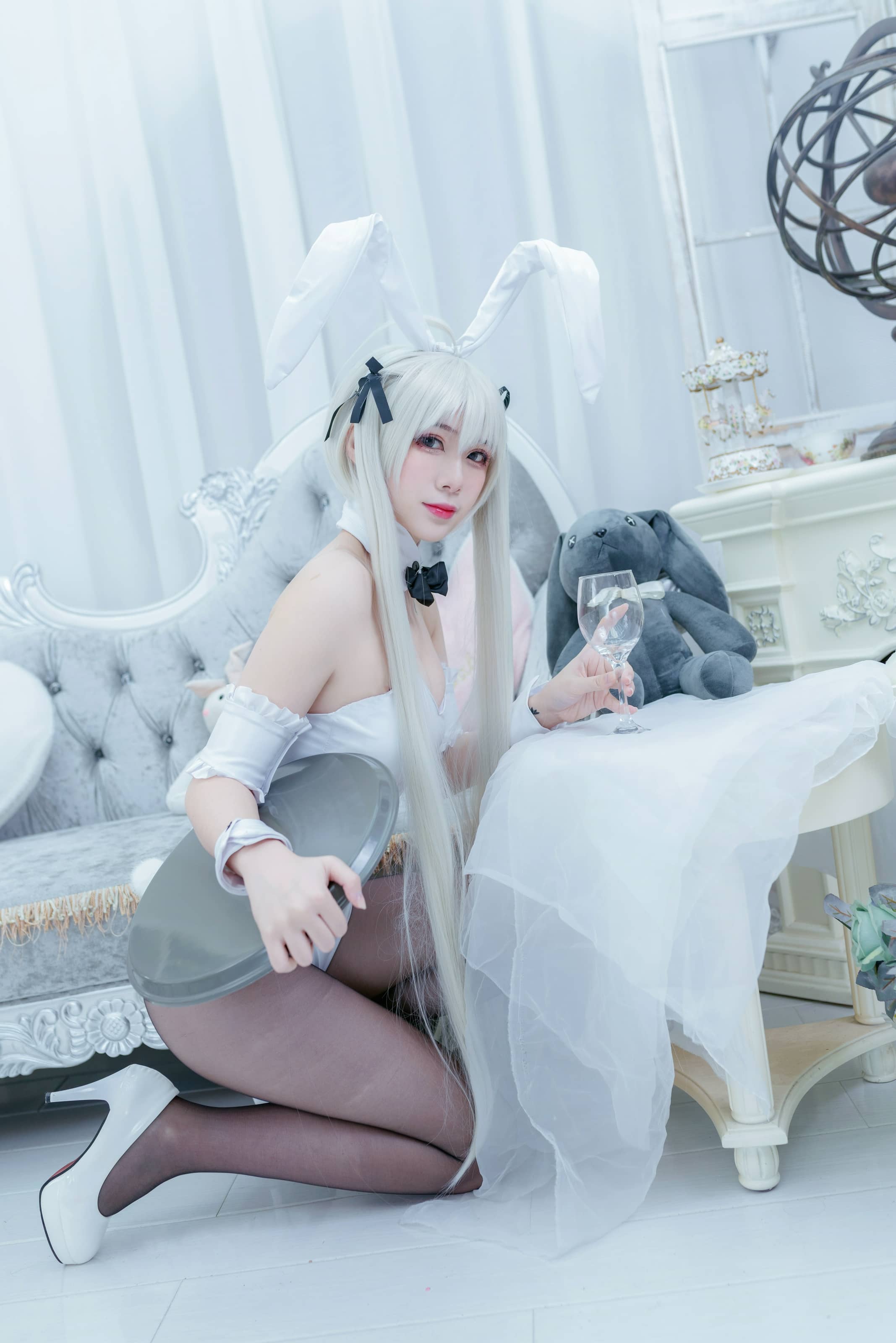 羊大真人 肉感黑丝 写真作品合集下载