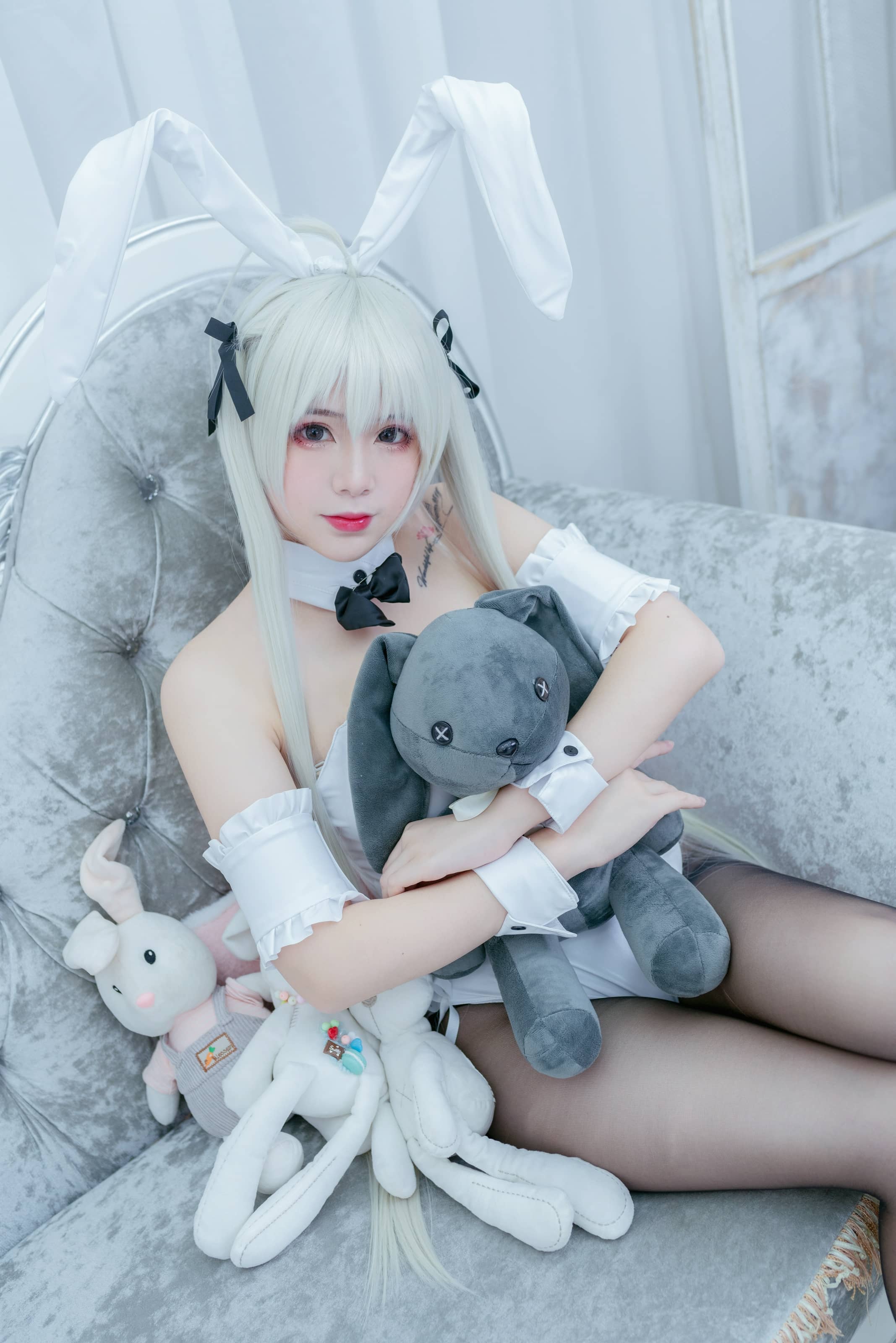 羊大真人 肉感黑丝 写真作品合集下载